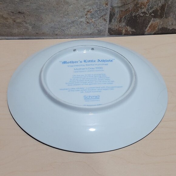 Schmid Hummel Mothers Day 1990 Mothers Little Athlete Decorative Wall Hanging Pl - Picture 4 of 11